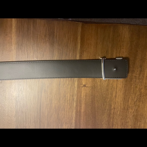 UNISEX Authentic Louis Vuitton Belt - Picture 2 of 6